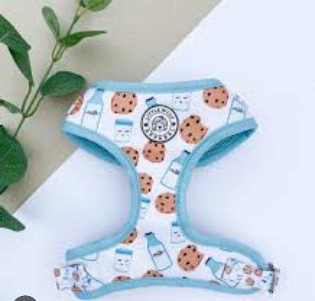 Cookies and milk Harness size X small